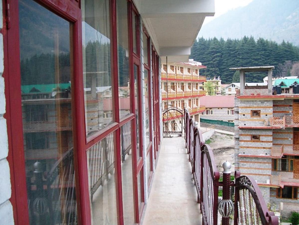 Hotel Jubilant Regency - Manali (Himachal Pradesh) — Photos 1